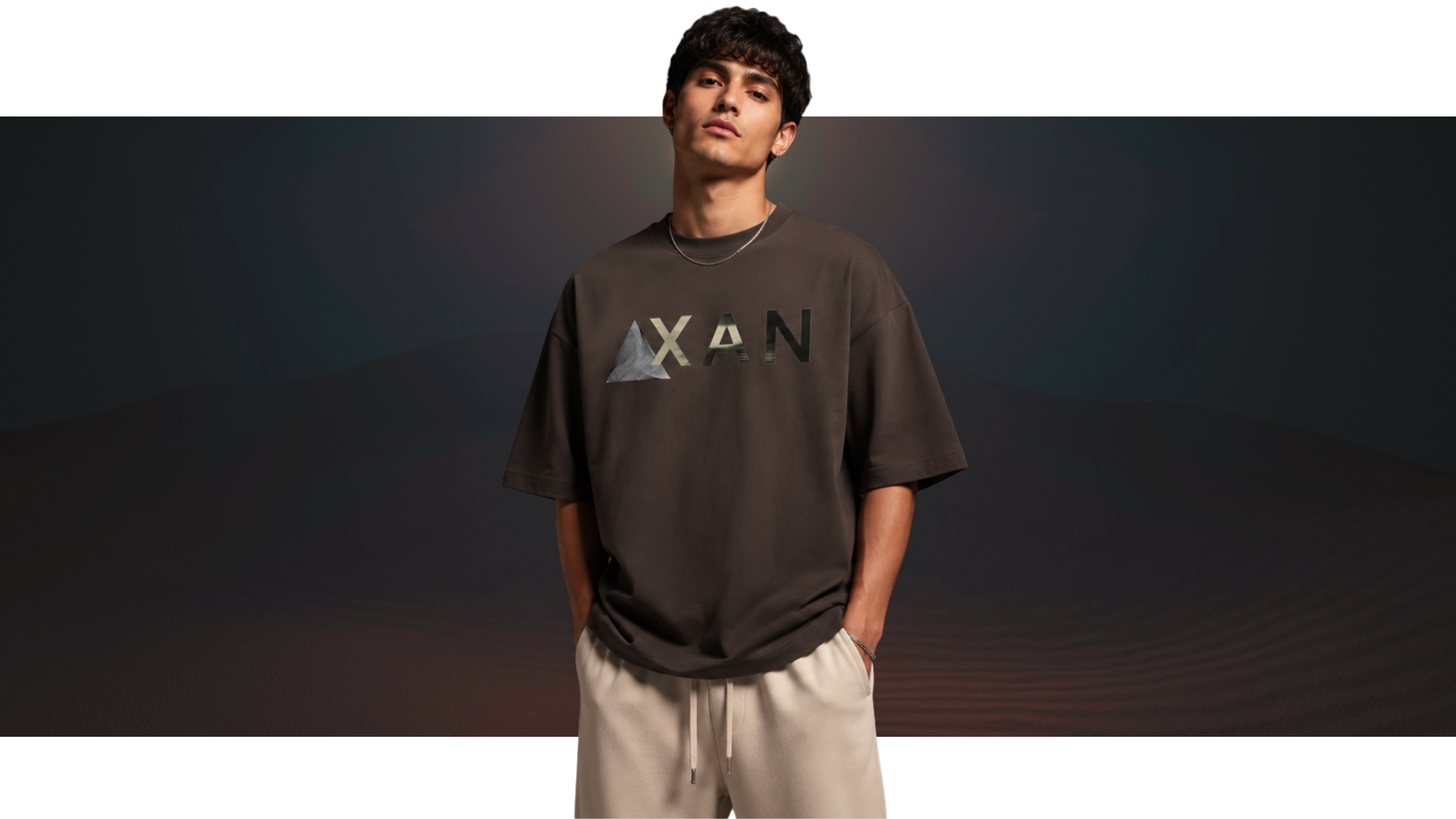 THE SPIRAL OVERSIZED T-SHIRT