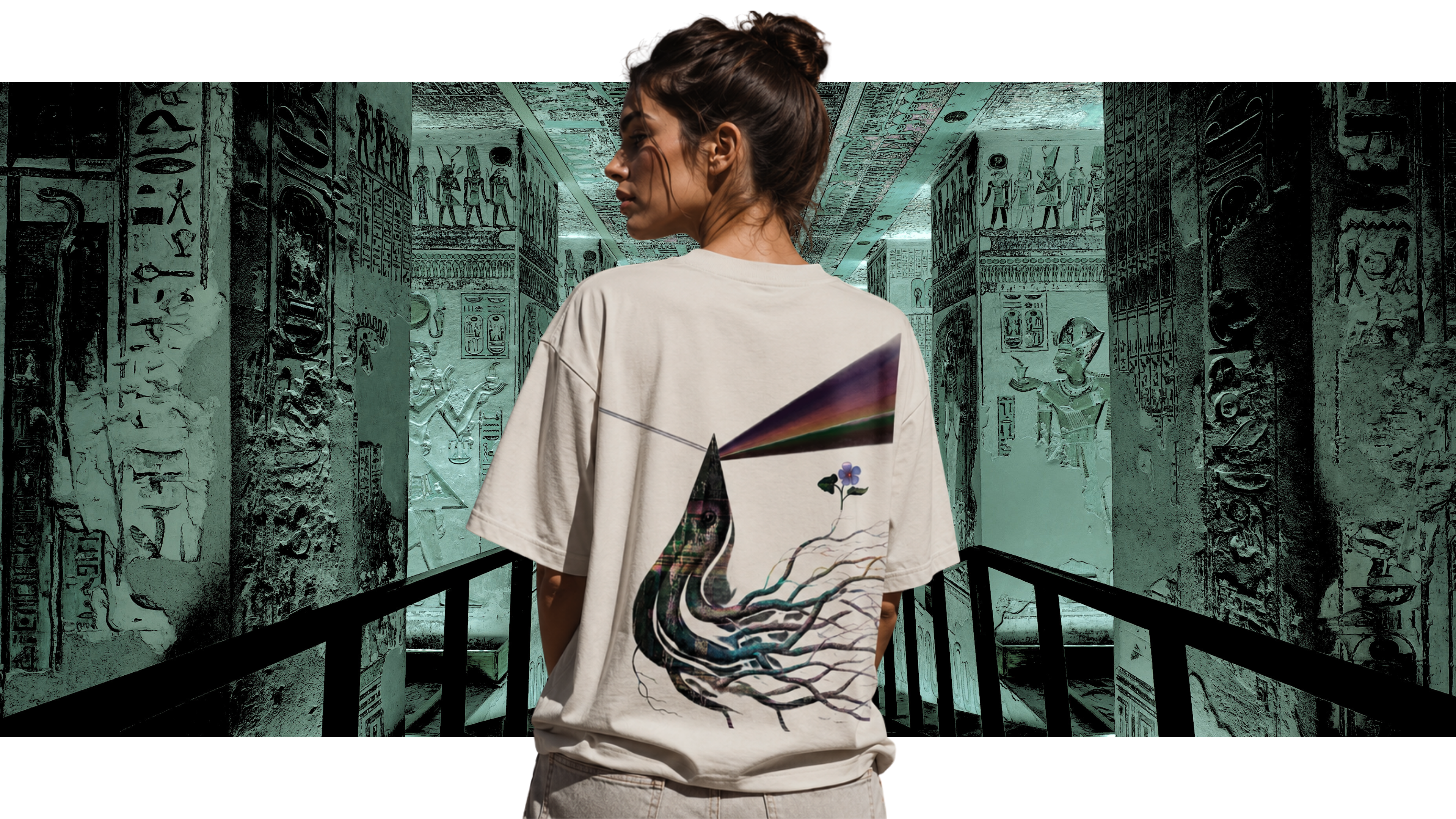 SURREALISM OVERSIZED T-SHIRT