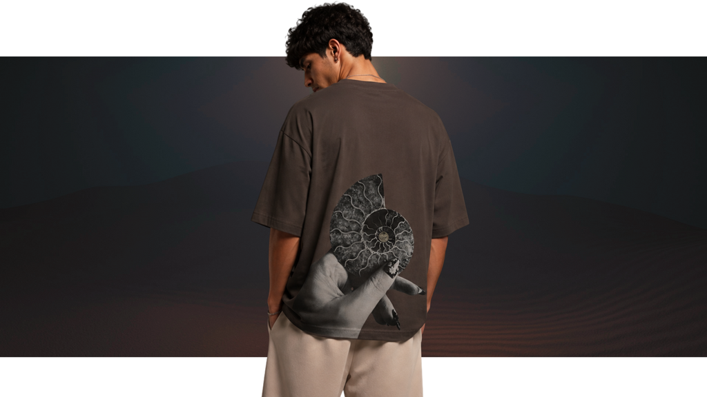 THE SPIRAL OVERSIZED T-SHIRT