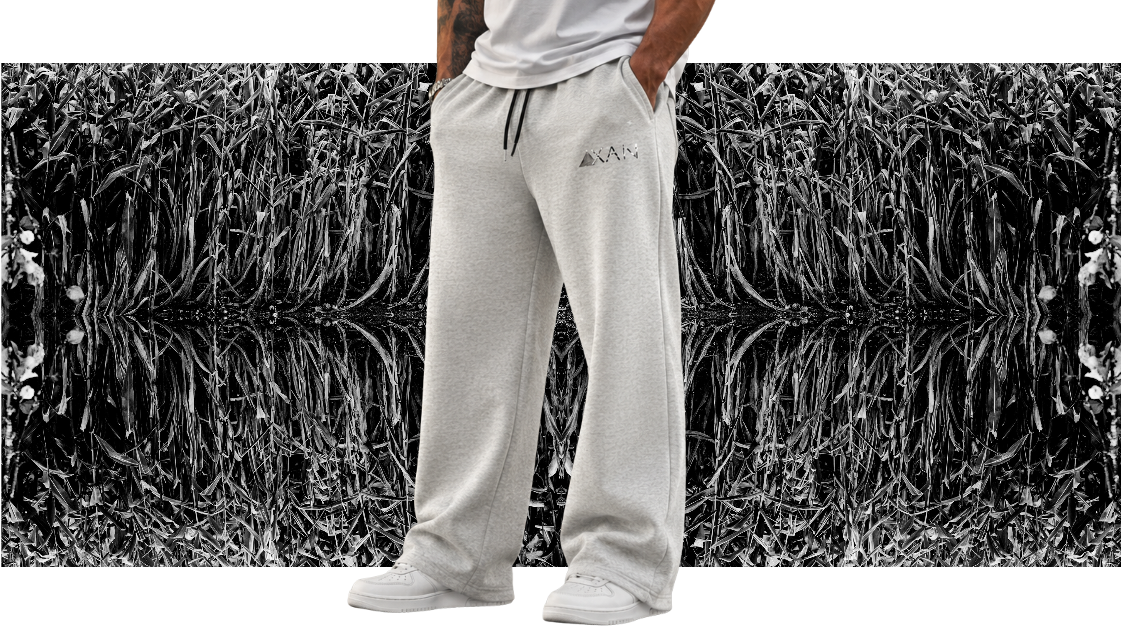 GREY JOGGERS
